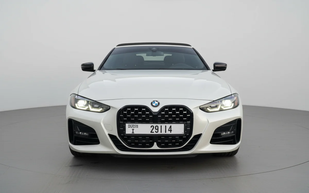 BMW 430i Convertible photo 2