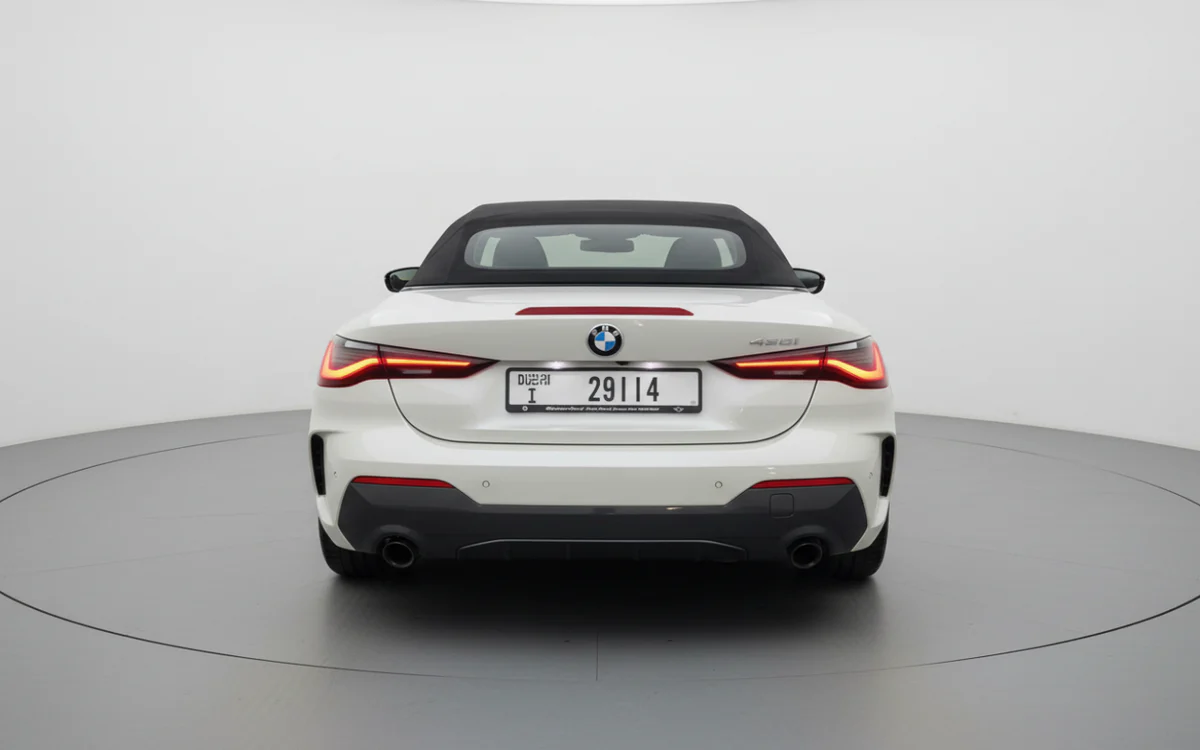 BMW 430i Convertible photo 3