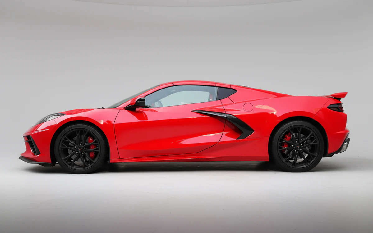 Chevrolet Corvette photo 2