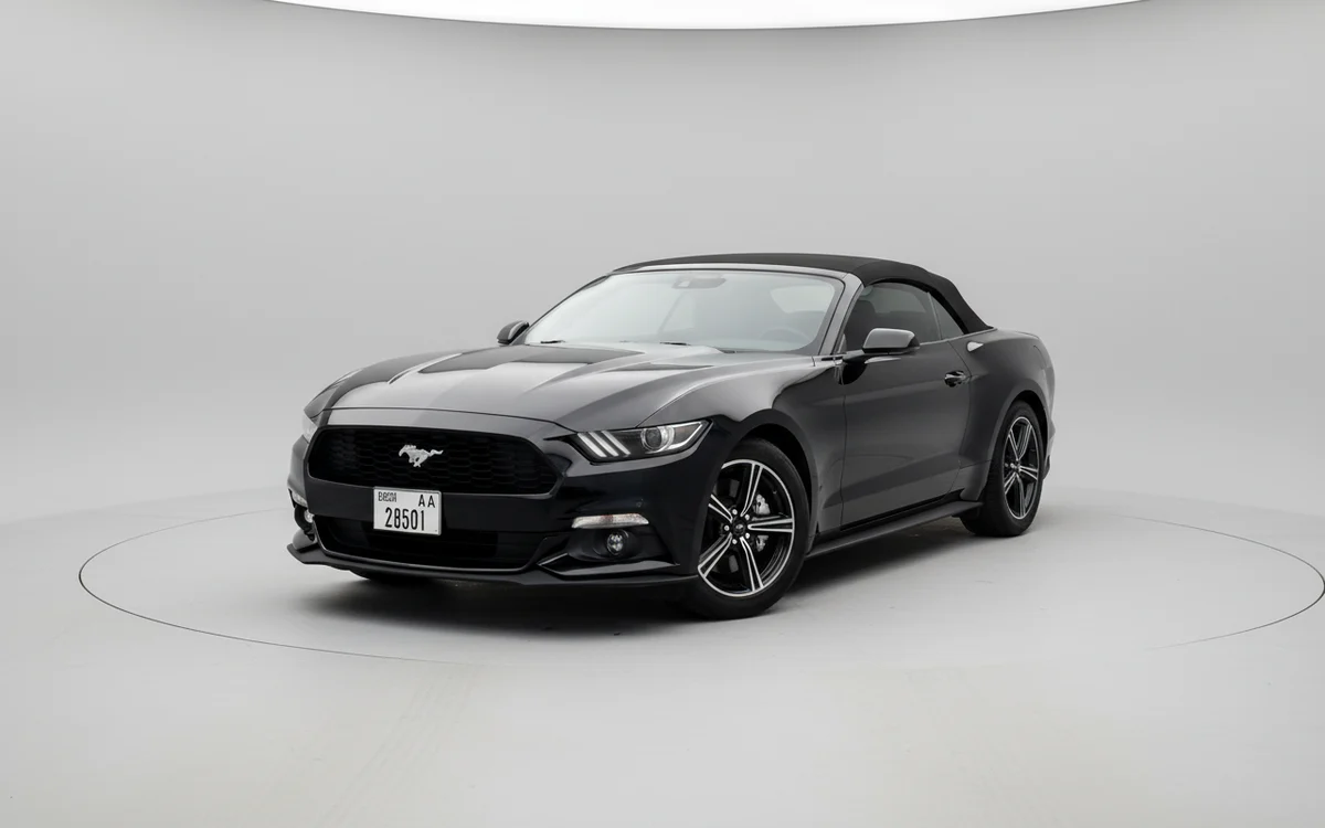 Ford Mustang Convertible photo 2