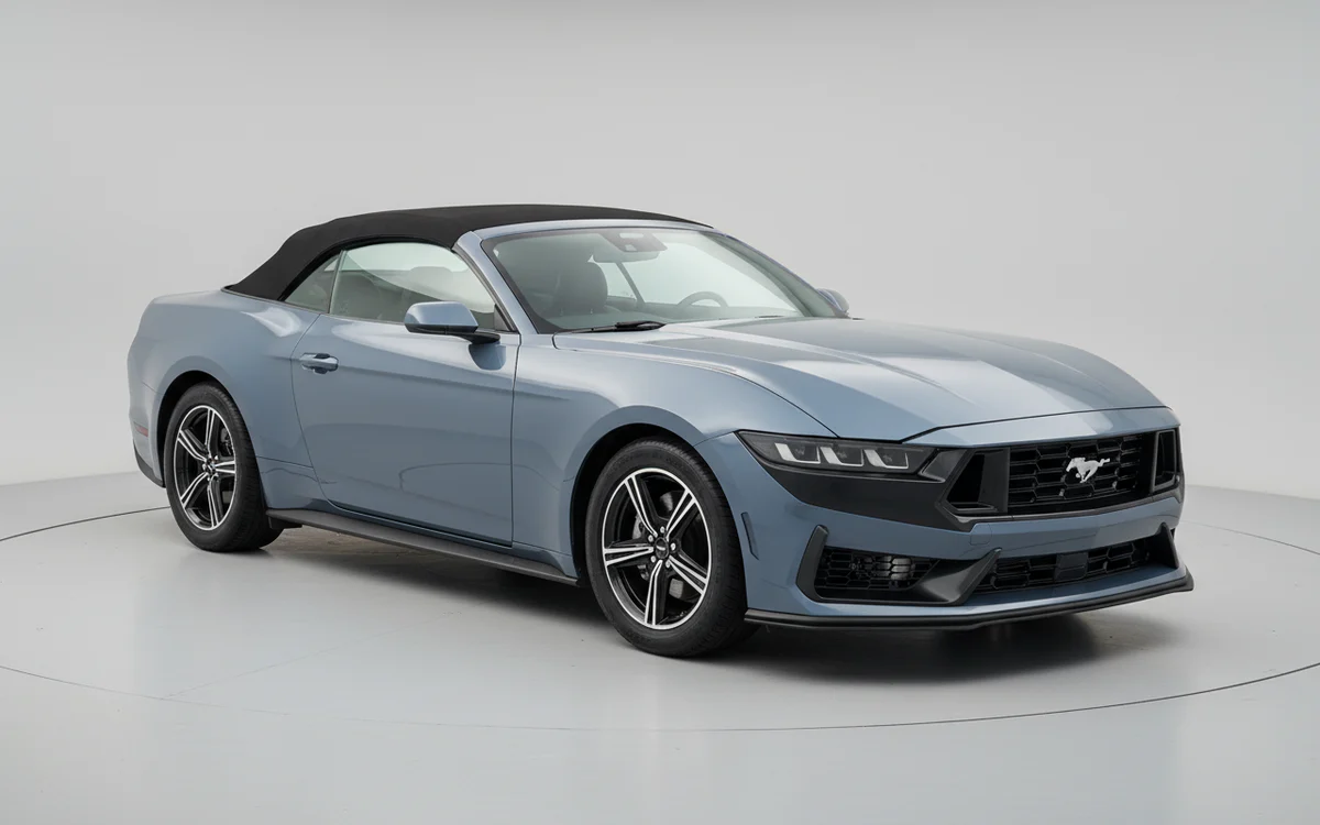 Ford Mustang Convertible photo 4