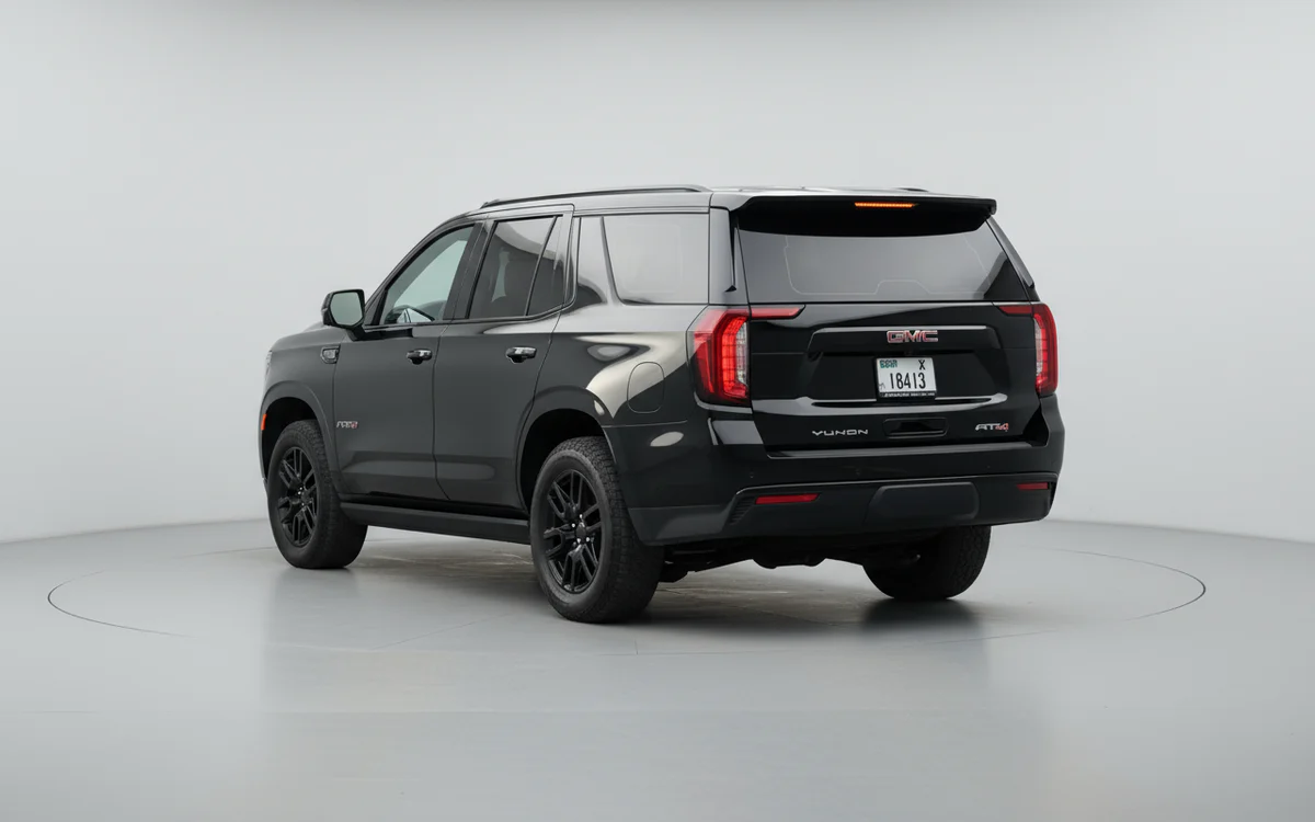 GMC Yukon photo 2
