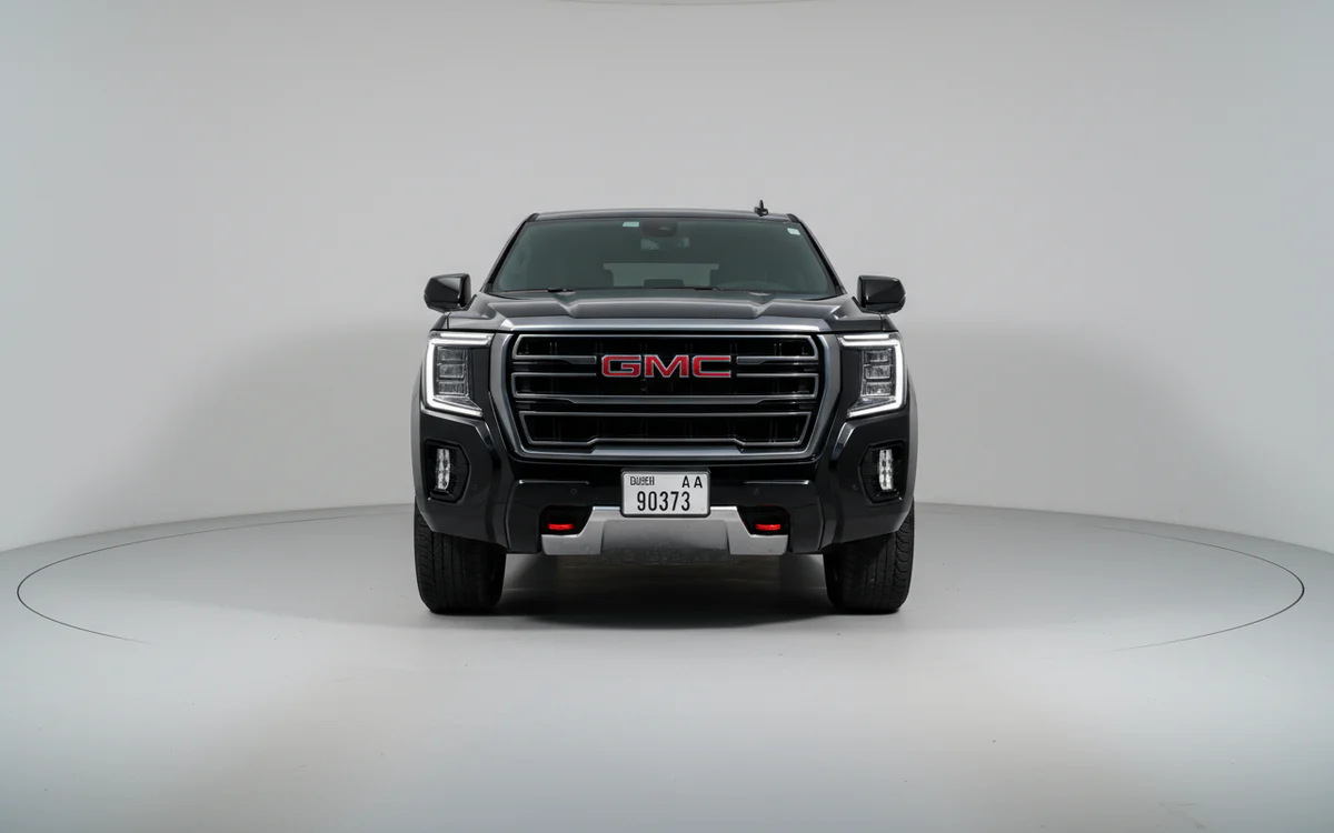GMC Yukon photo 2