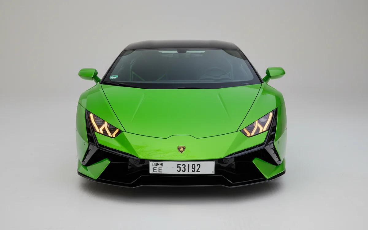 Lamborghini Huracan Tecnica photo 3