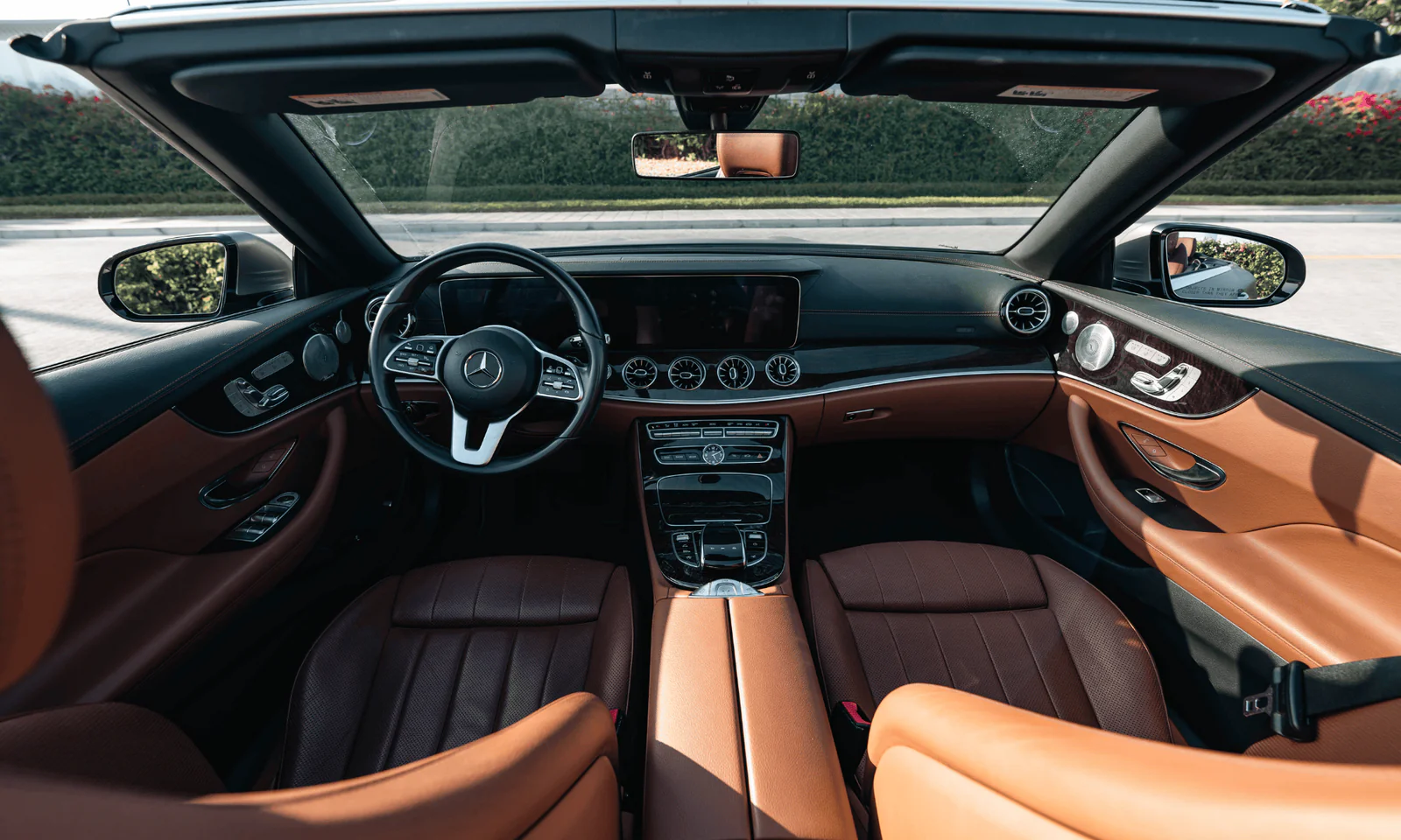 Mercedes E450 Convertible photo 4