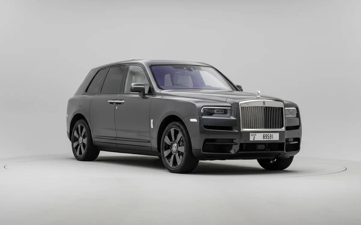 Rolls Royce Cullinan photo 10