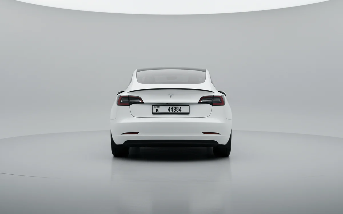 Tesla Model 3 photo 6