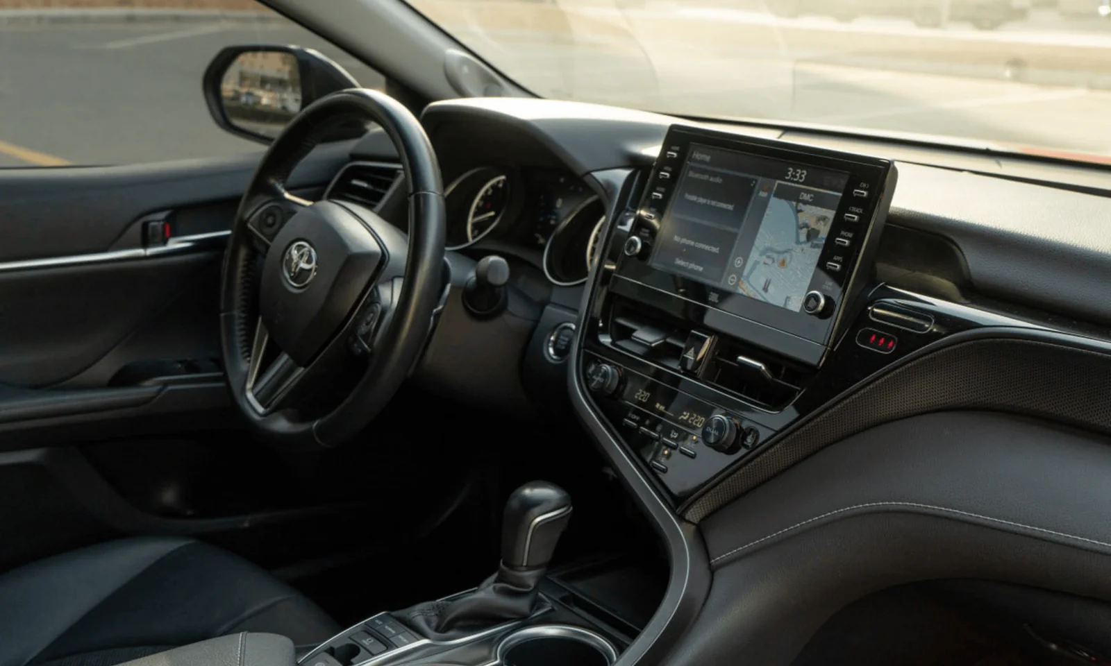 Toyota Camry photo 8