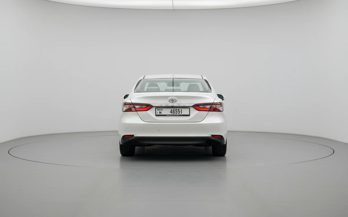 Toyota Camry photo 3
