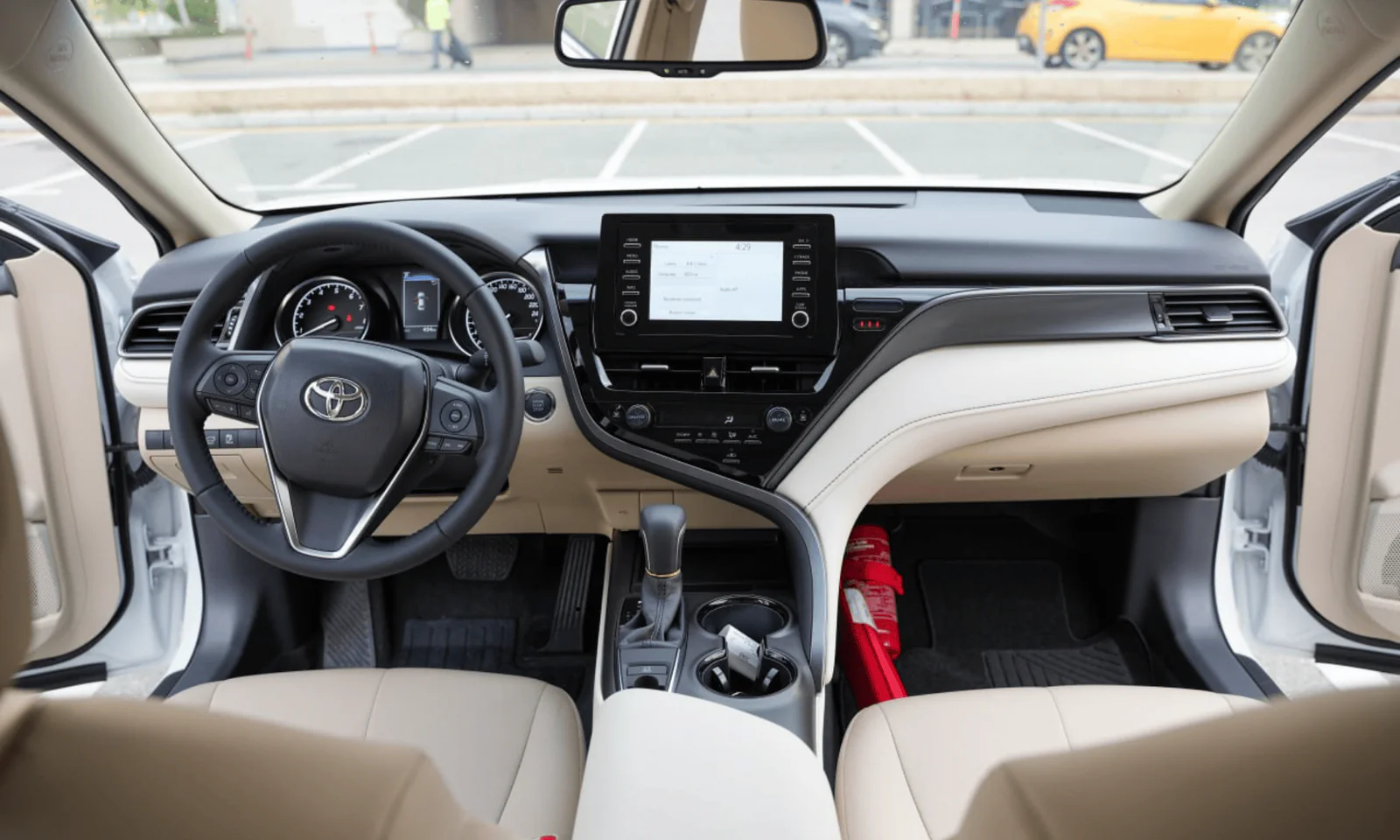 Toyota Camry photo 9