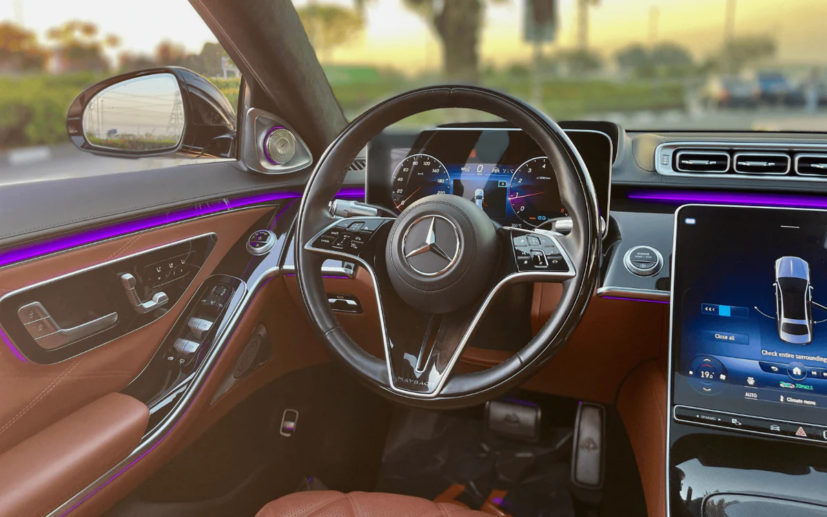  Mercedes Benz Maybach S680 photo 7