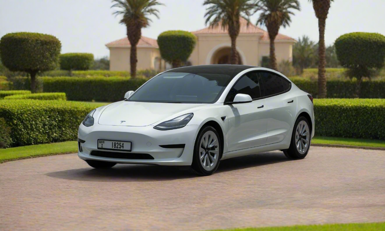 Rent Tesla Model 3 2023 White 18254I or similar