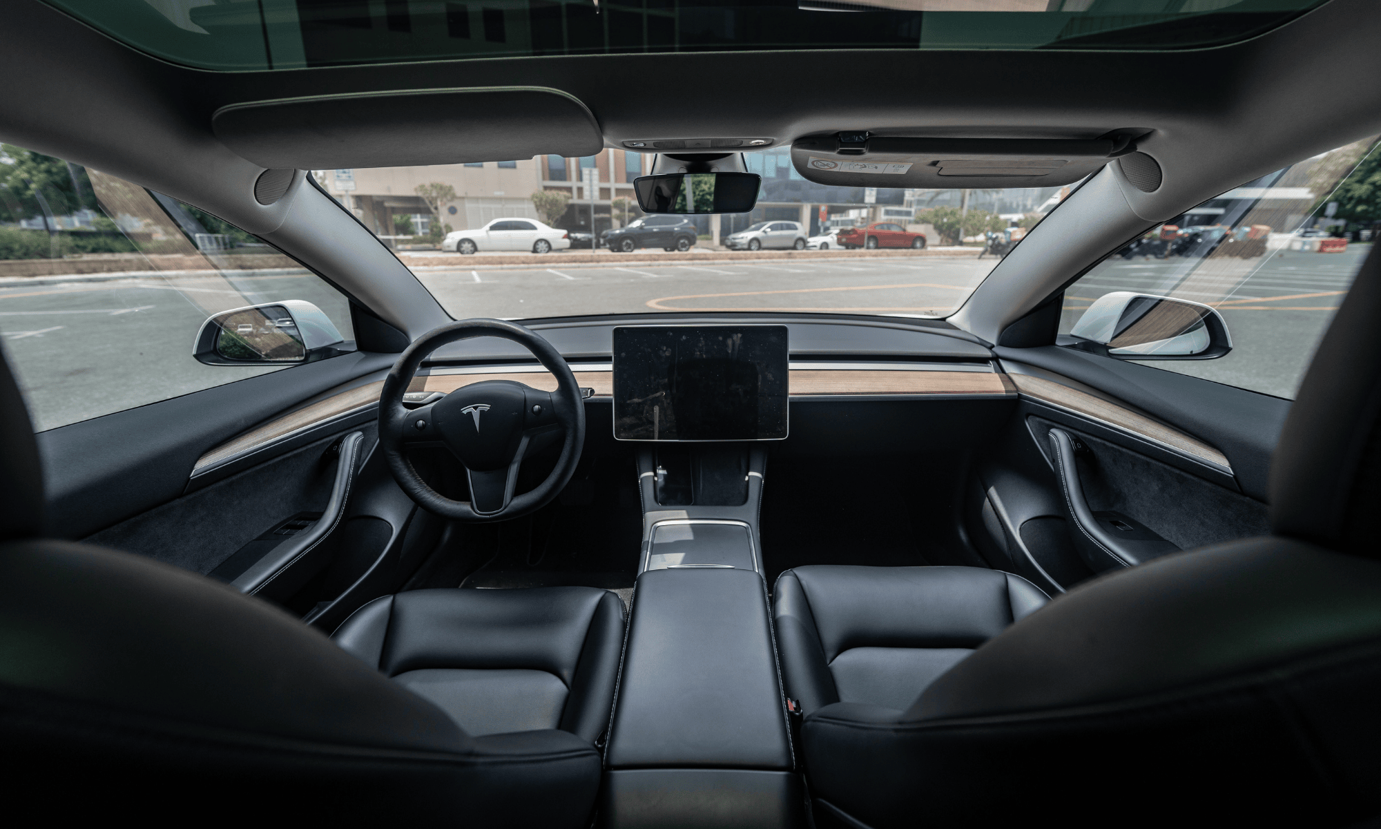 Rent Tesla Model 3 2023 White 18254I or similar