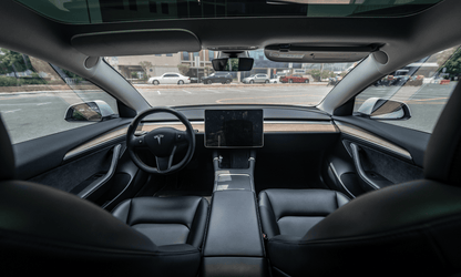 Rent Tesla Model 3 2023 White 18254I or similar